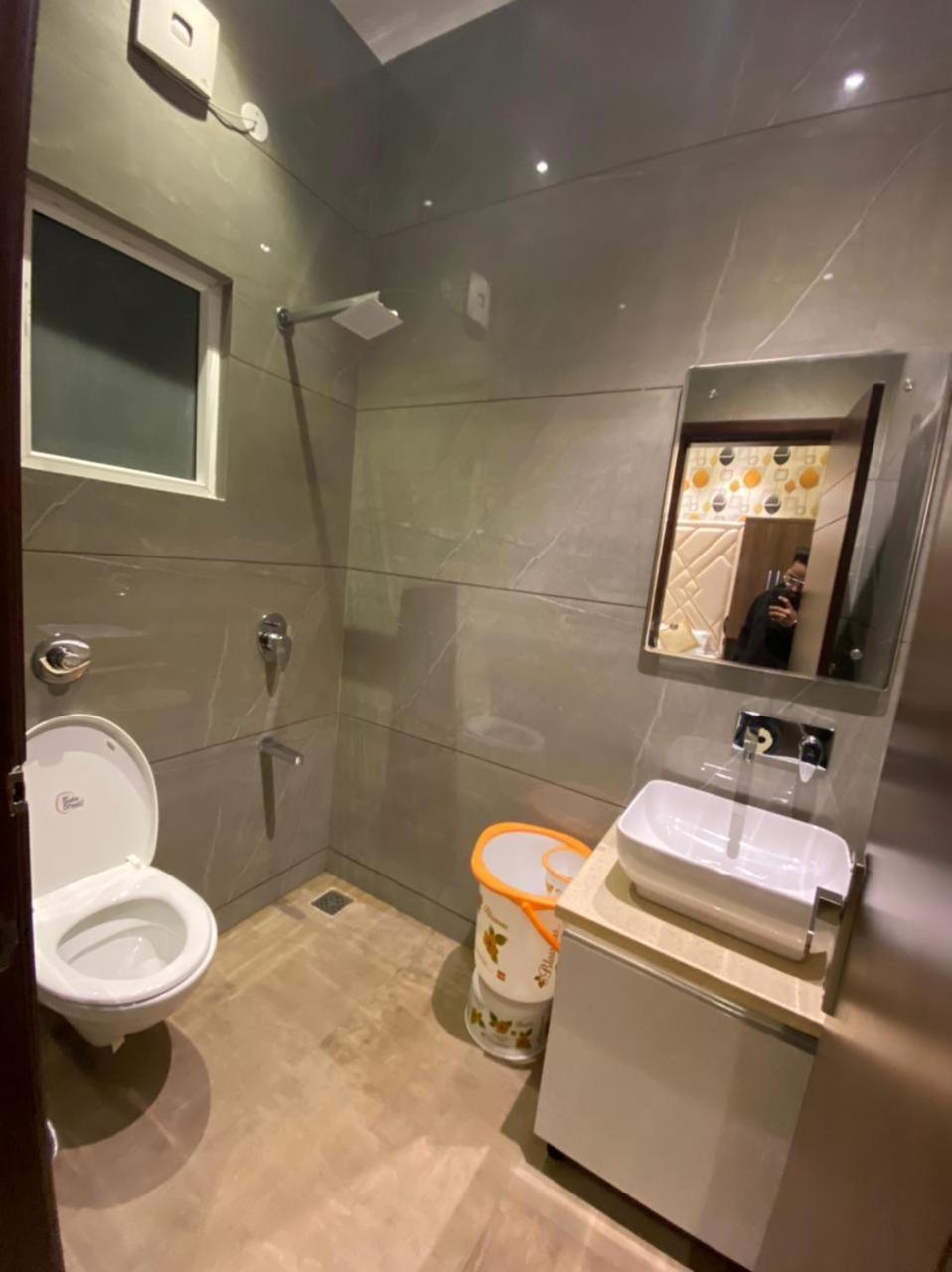 Hotel Blossom Inn Amritsar Exterior photo